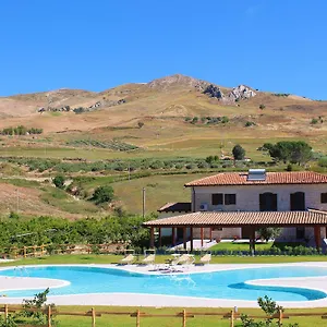 Tenuta Lanza Il Mulino Vakantieboerderij