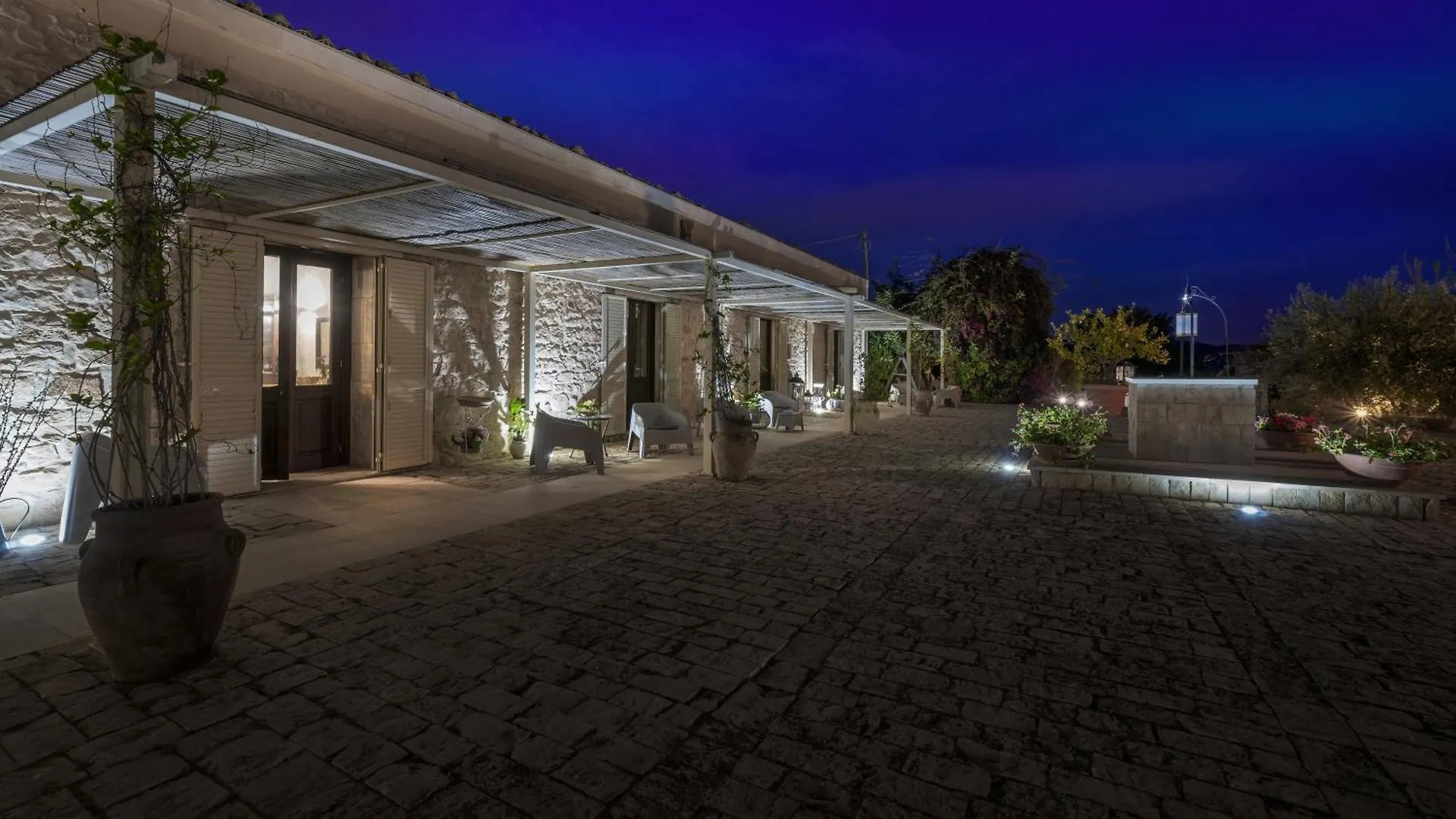 Farm stay Baglio Donna Concetta Villa Noto Italy